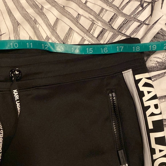 Barely worn joggers - Picture 6 of 7